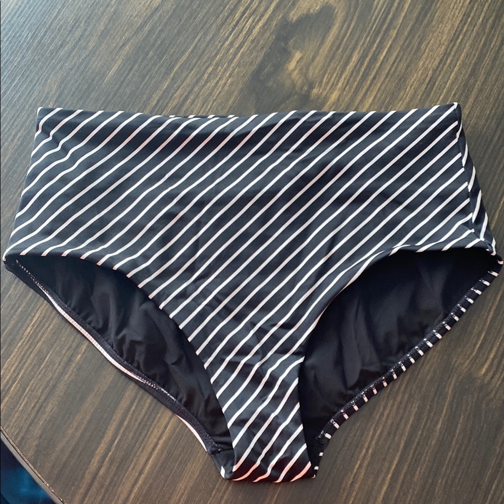 Bikini medium coverage bottom
